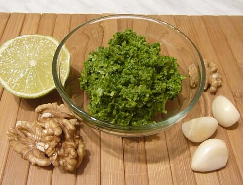 Соус Песто с петрушкой и грецкими орехами |