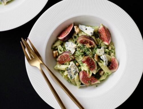 Паста с песто из рукколы, инжиром и голубым сыром • Dolce Vita Blog