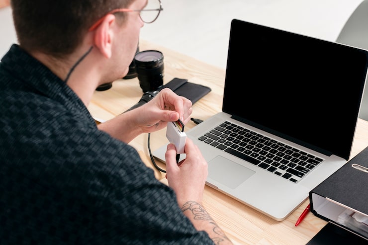 Почему не работает микрофон на ноутбуке виндовс 10